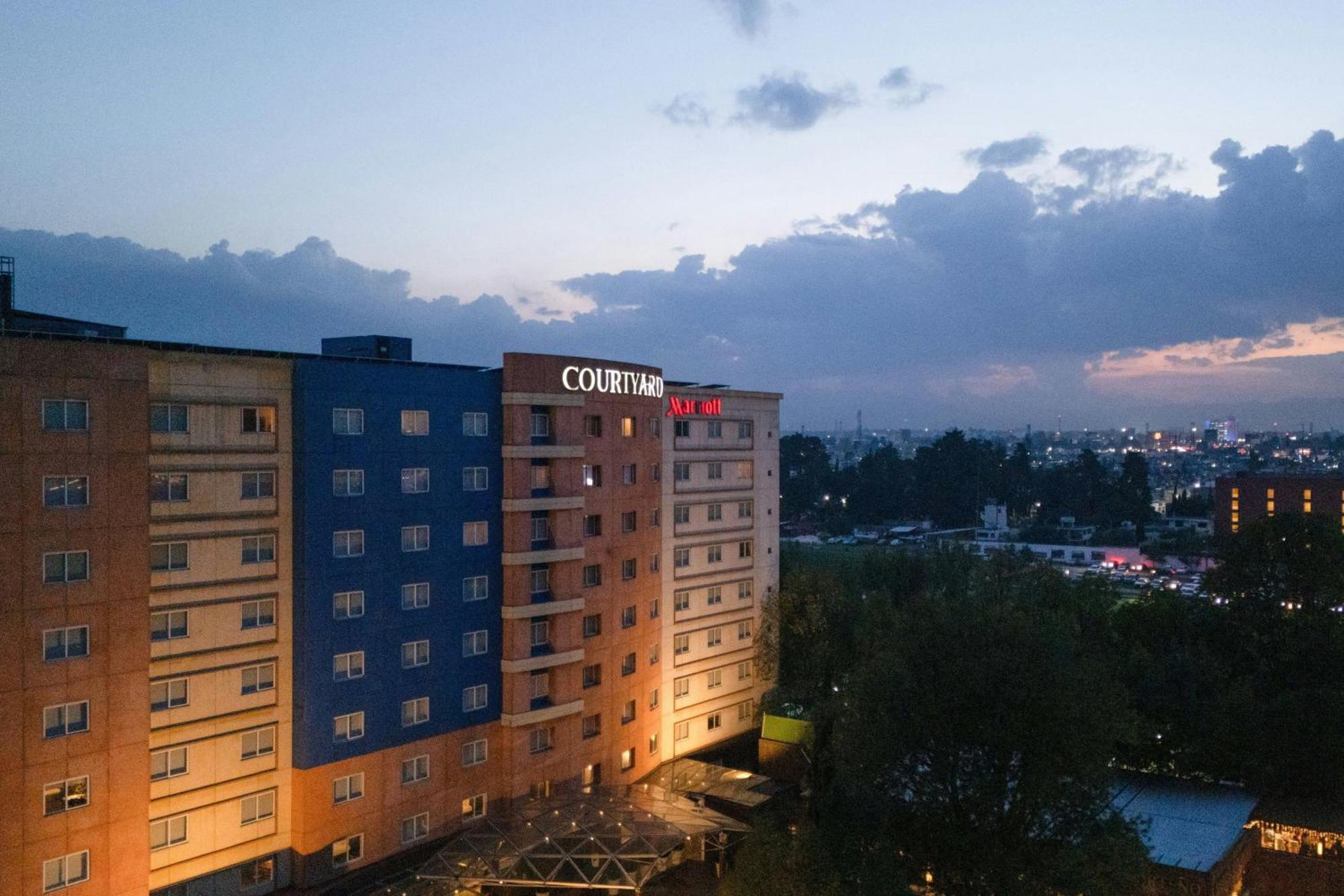 Courtyard Toluca Tollocan Dış mekan fotoğraf